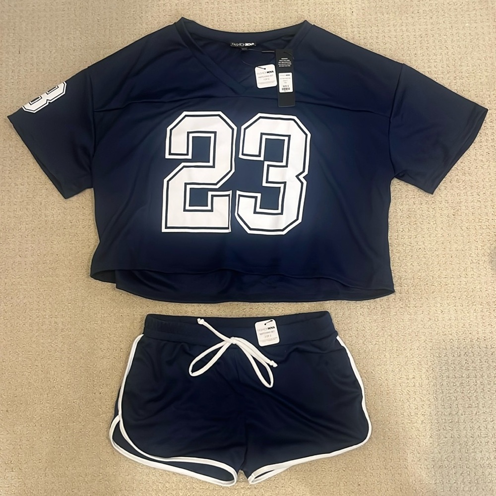 NWT Go team jersey set - Navy